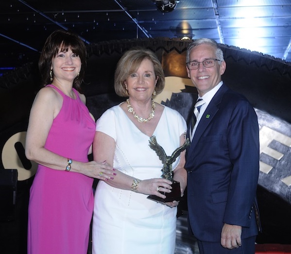 ArtesMiami President received the Royal Eagle Award